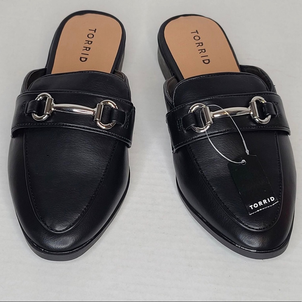 10W Wide Torrid Black Loafer Mule Faux Leather Silver Buckle Almond Toe NWT